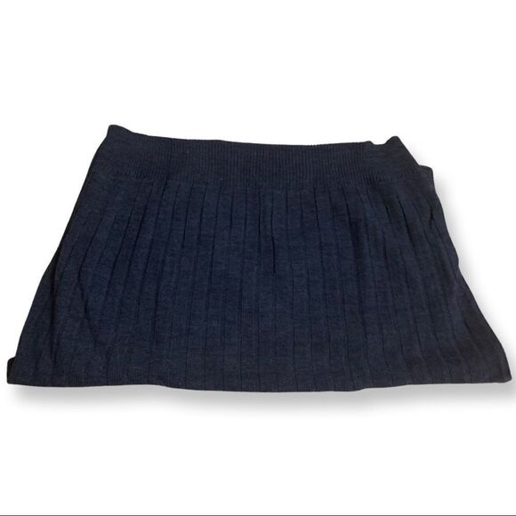 NWT Men’s Navy Blue Comfort Knits Sweater Vest  - Picture 3 of 7